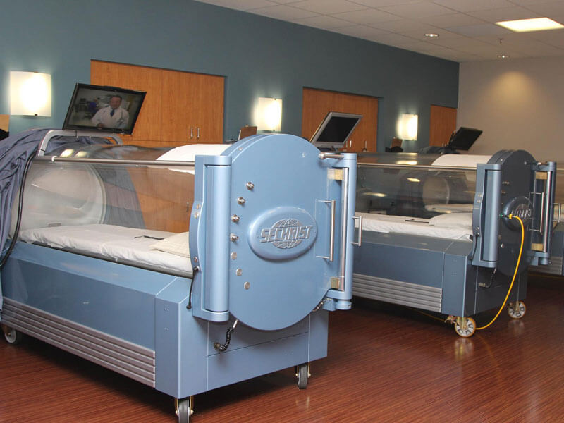 individual hyperbaric oxygen chambers at DFW Wound & Hyperbarics, PA
